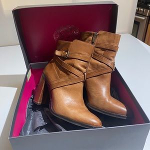 Vince Camuto Tan Antique Burnished Boots